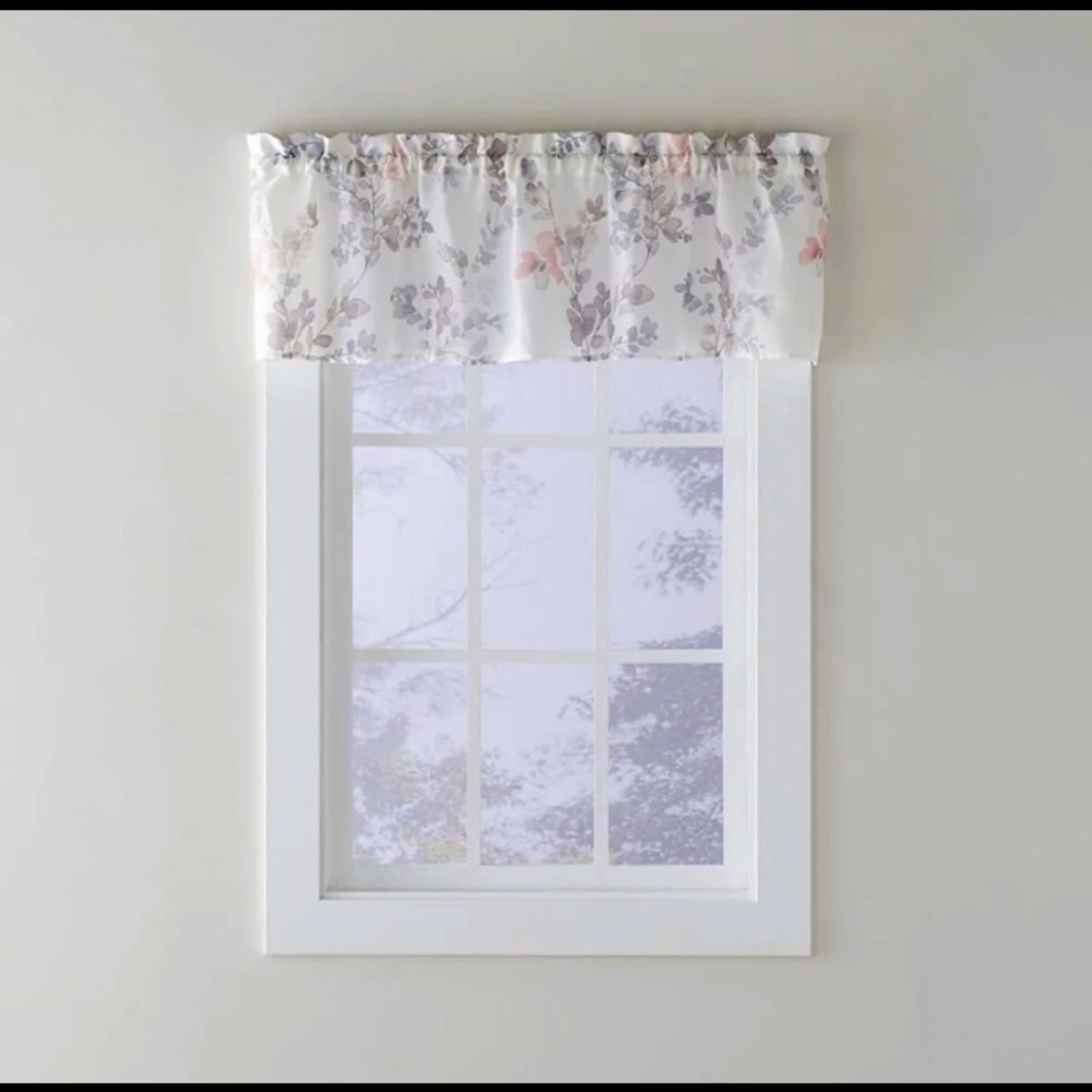 54x13 valance NWT (lot of 2)